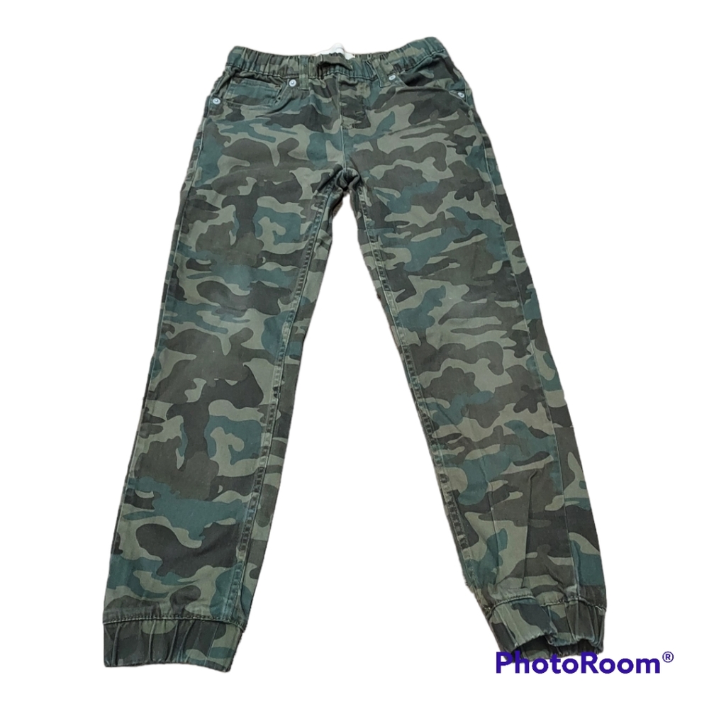 5/$25 Levi's Camouflage Joggers